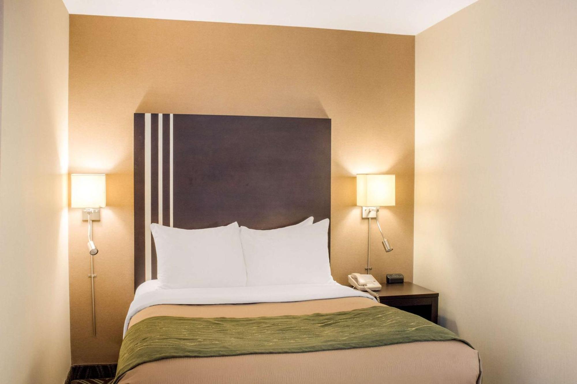 Comfort Inn Halifax Esterno foto